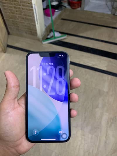 Apple iPhone 13 non pta 128 gb  box  liye tha only one weeks used LG
