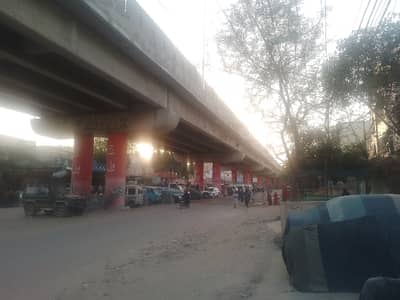 Prime Location House Spread Over 120 Square Yards In Shadman Town - Sector-14/A Available