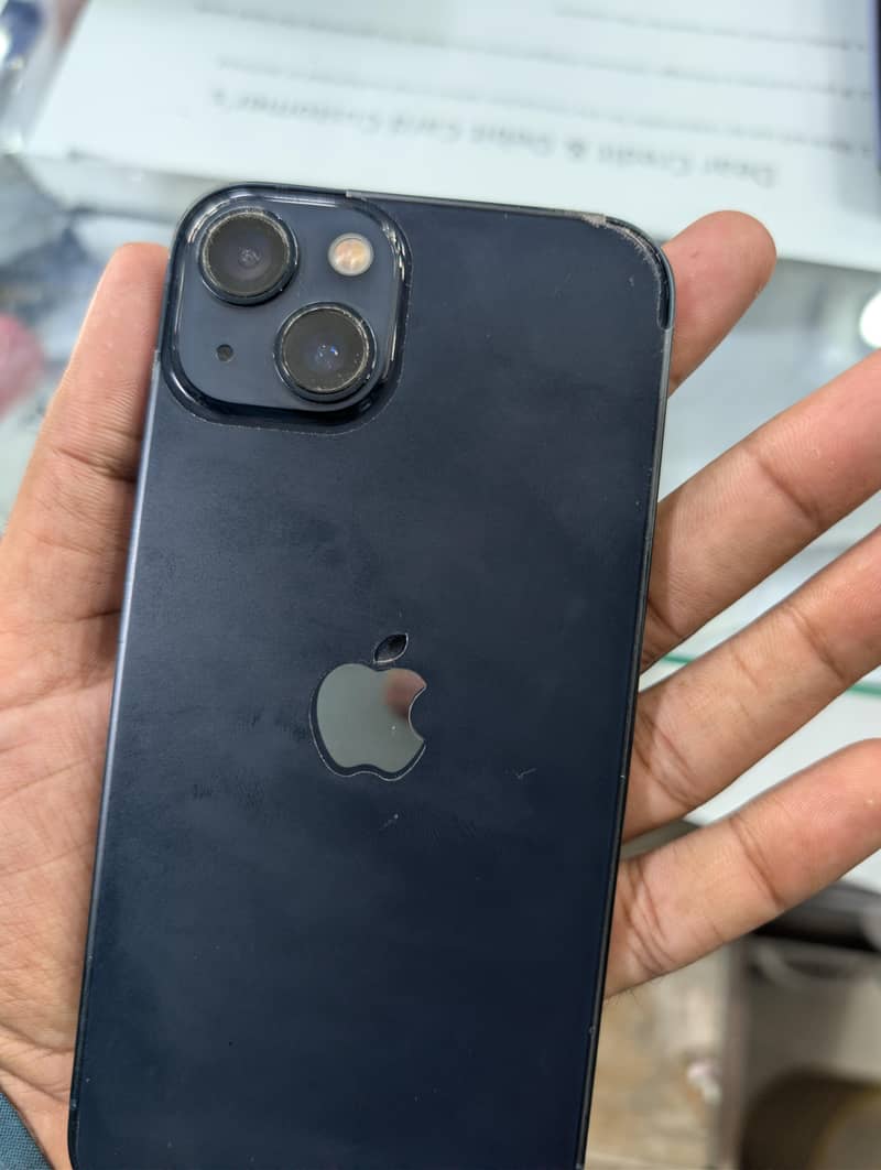 Apple iPhone 13 3