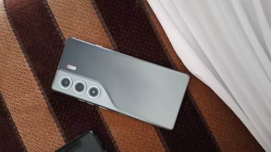 Tecno CAMON 40 Pro