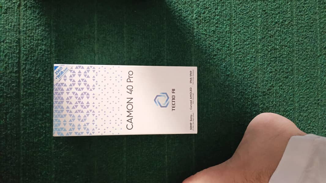 Tecno CAMON 40 Pro 9