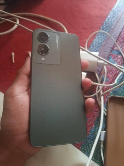 Vivo Y17s