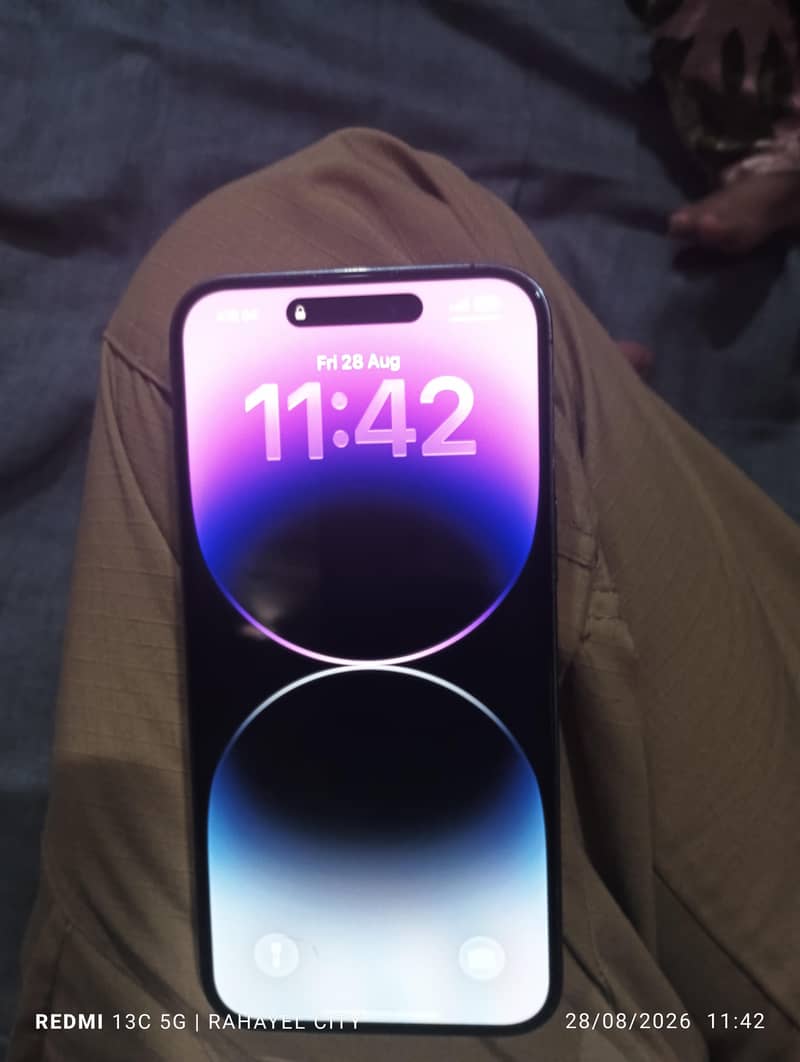 Apple iPhone 14 Pro Max 1