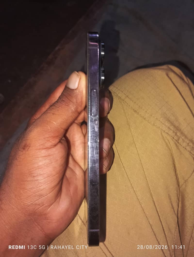 Apple iPhone 14 Pro Max 3