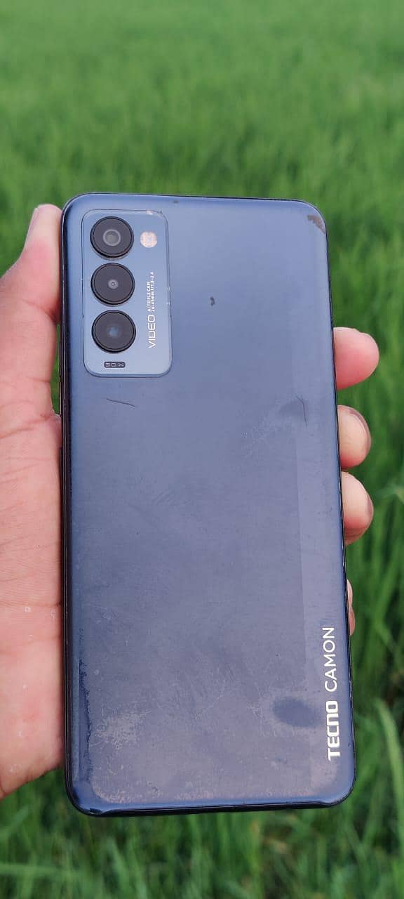 Tecno Camon 18p 5
