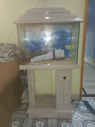 Fish aquarium Tank and Table