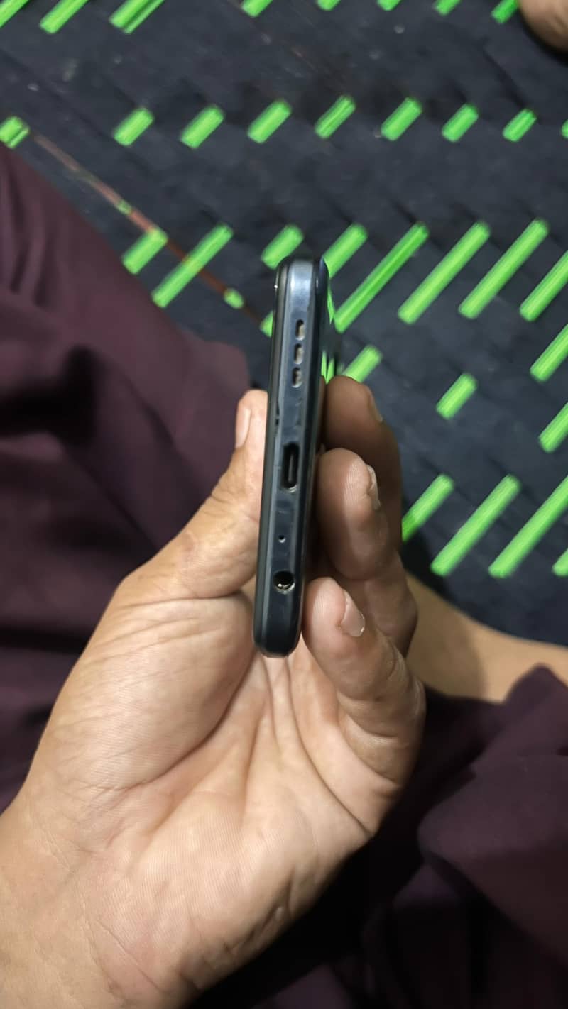 Tecno Camon 18T 4