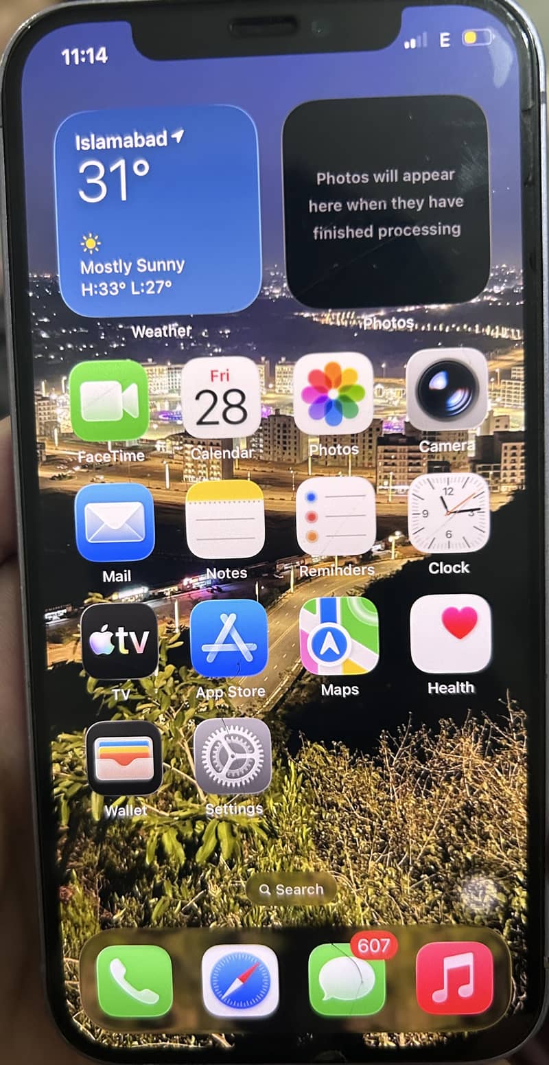 Apple iPhone 12 9