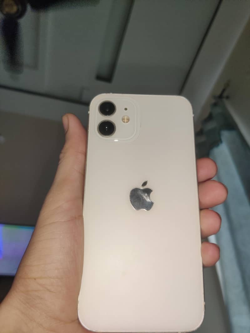 Apple iPhone 12 2
