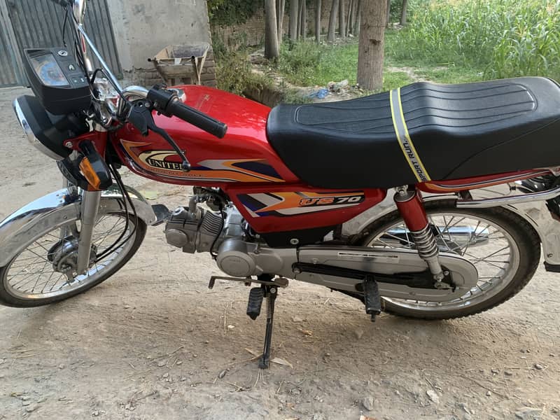 United 70cc 0