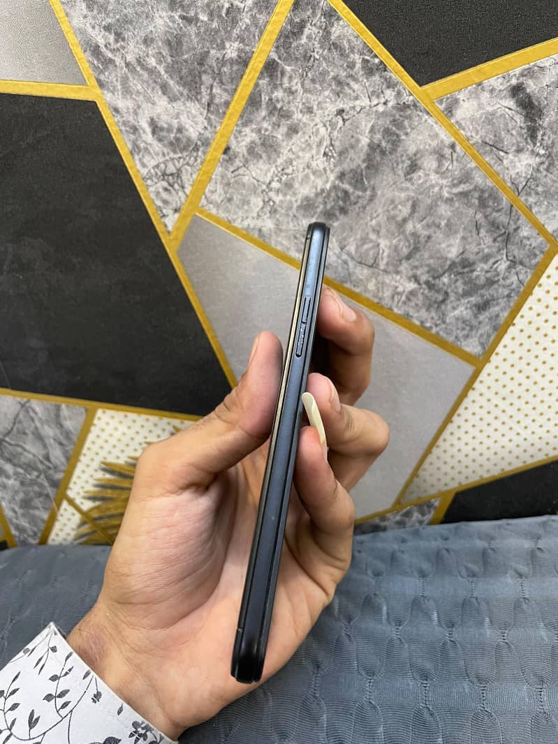 OPPO A57 2