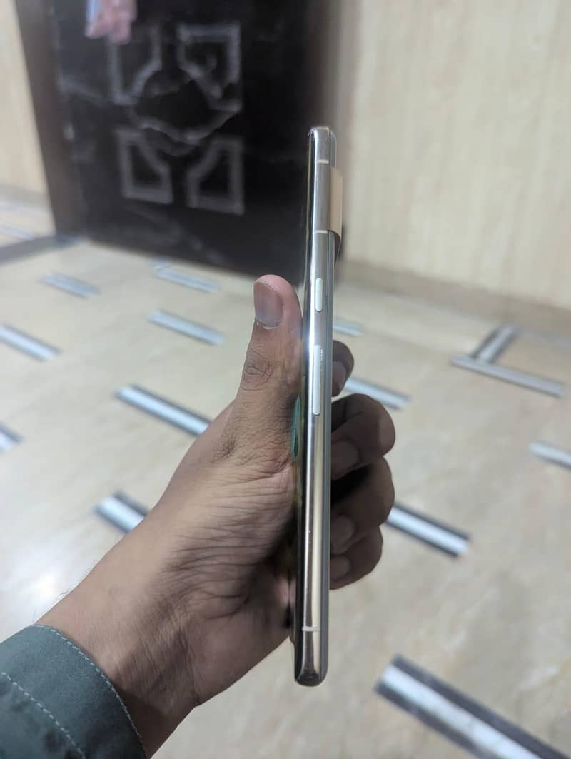 Google Pixel 7 Pro 4
