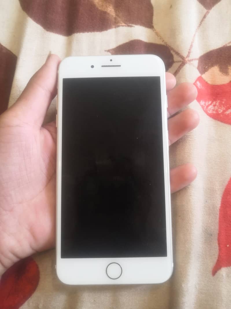 Apple iPhone 7 Plus 5