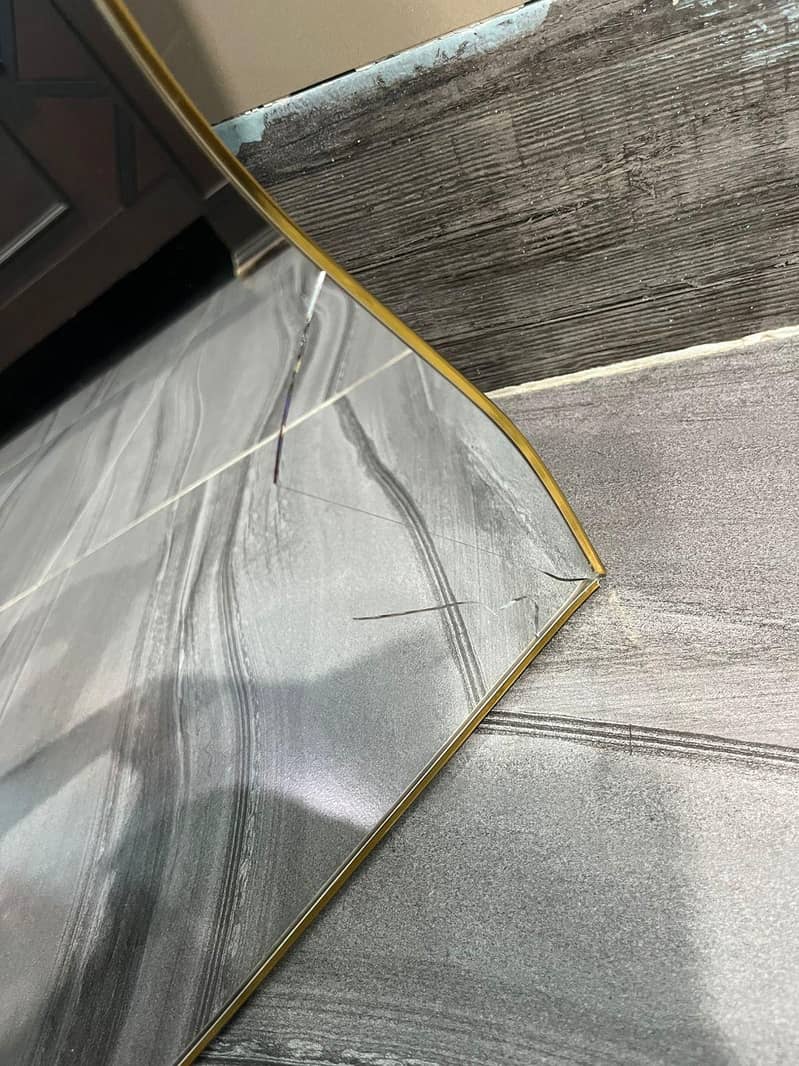 FULL LENGTH MIRROR 1