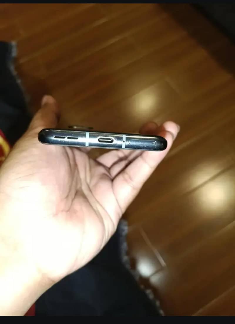 One Plus 9 Pro 0