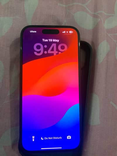Apple iPhone 15