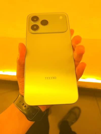Tecno spark 50