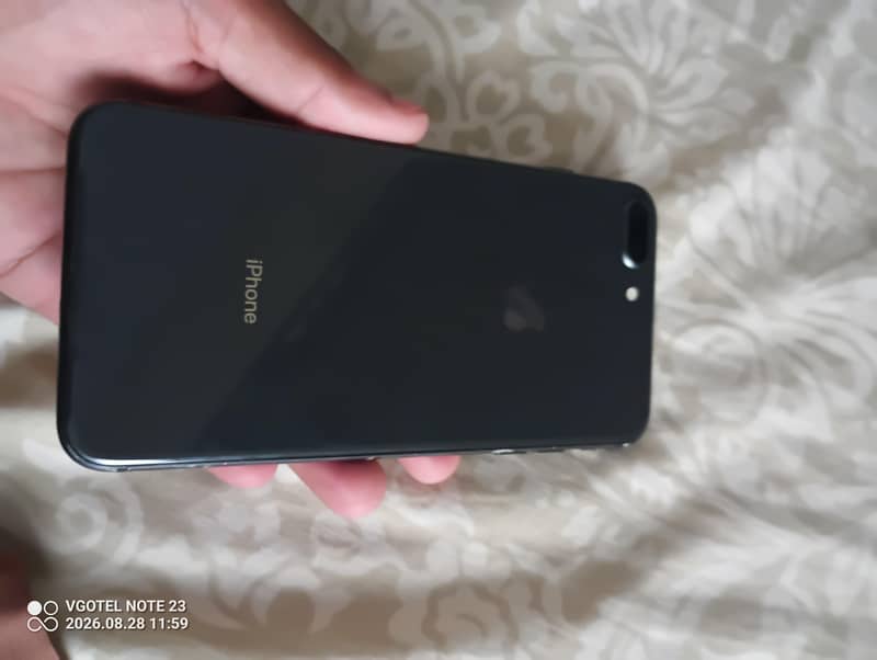 iphone 8 plus 4 non PTA 2