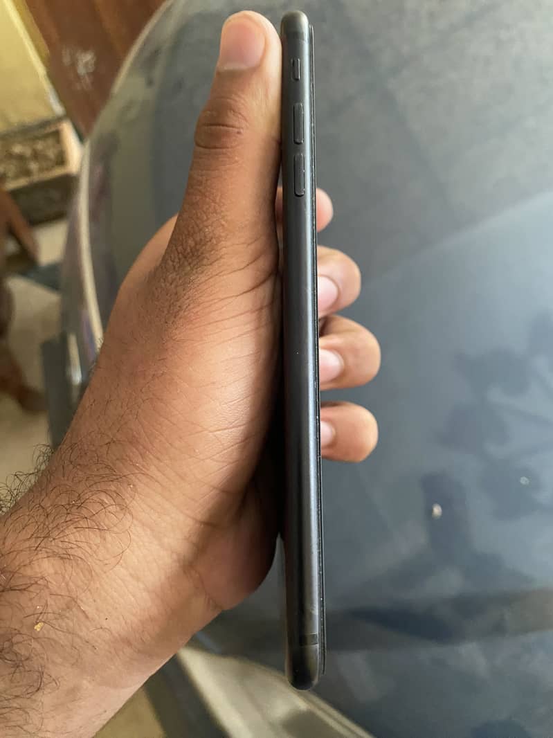 Apple iPhone 7 Plus sim working lifetime 2