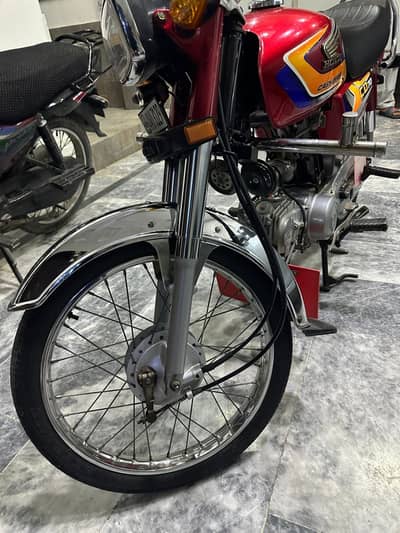 Honda CD 70 2024/2025