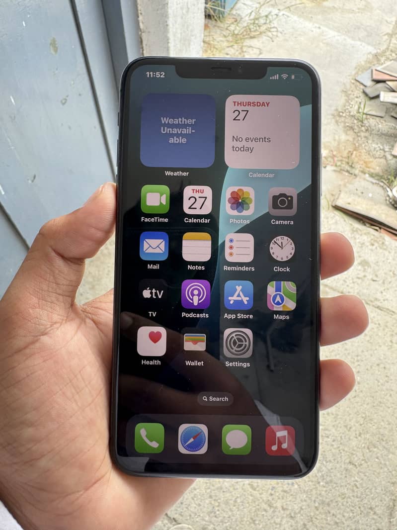 Apple iPhone 11 Pro Max 1