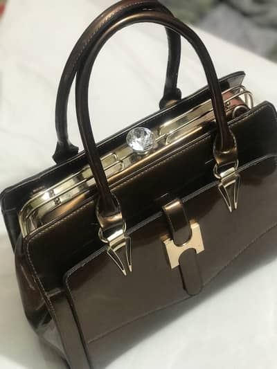Premium Ladies Handbag | Luxury Look | Almost Brand New | 1% Used