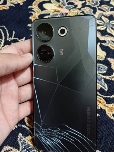 Tecno CAMON 20