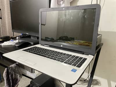 HP Laptop i3 5th gen | 4GB Ram | 628 GB storage
