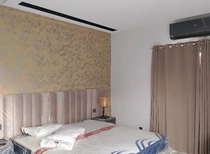 Good Prime Location 427 Square Feet Flat For Rent In Gulberg
