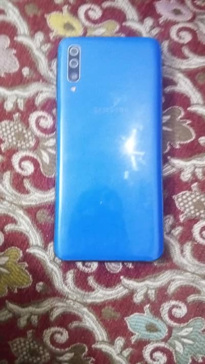 Samsung Mobile A50