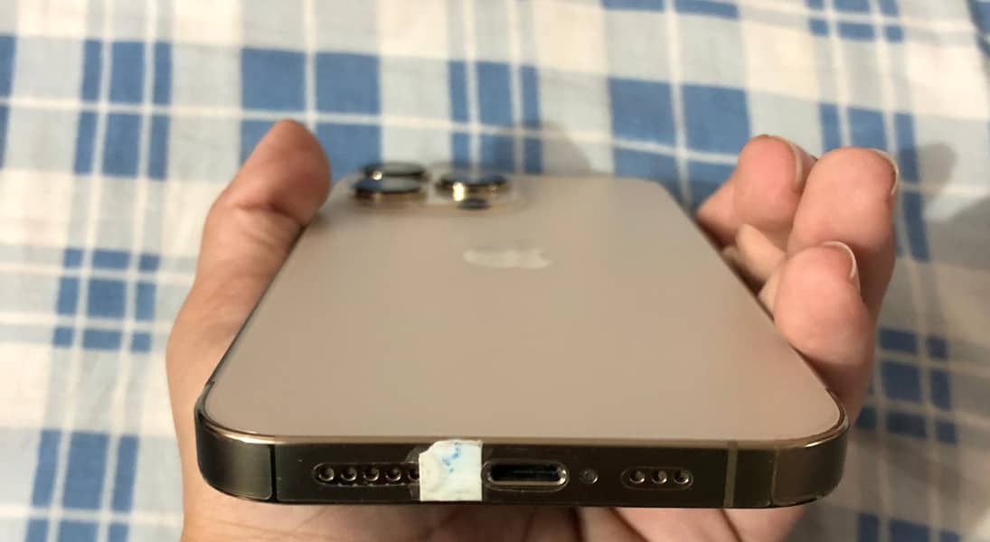 Apple iPhone 13 Pro 3