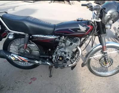 Honda 125 2017 model Total jenuion