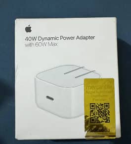 Fast Charging Mobile Charger & Cable – High Speed, Excellent Conditio