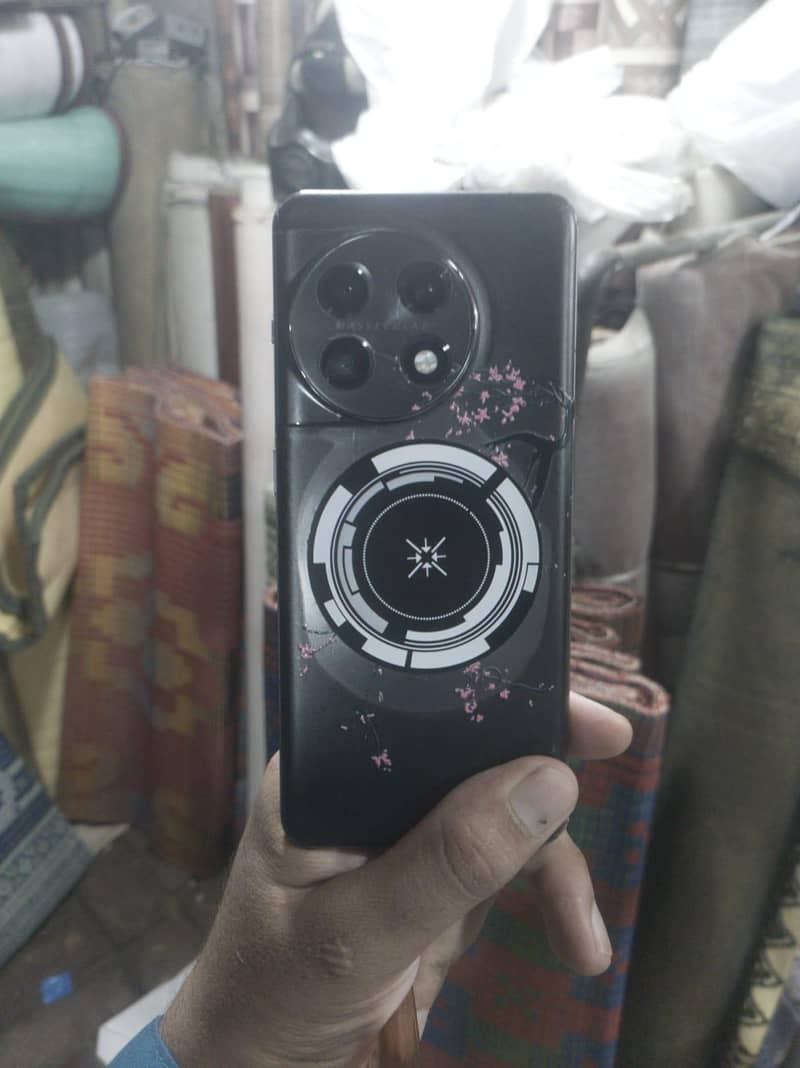 One Plus 11 0