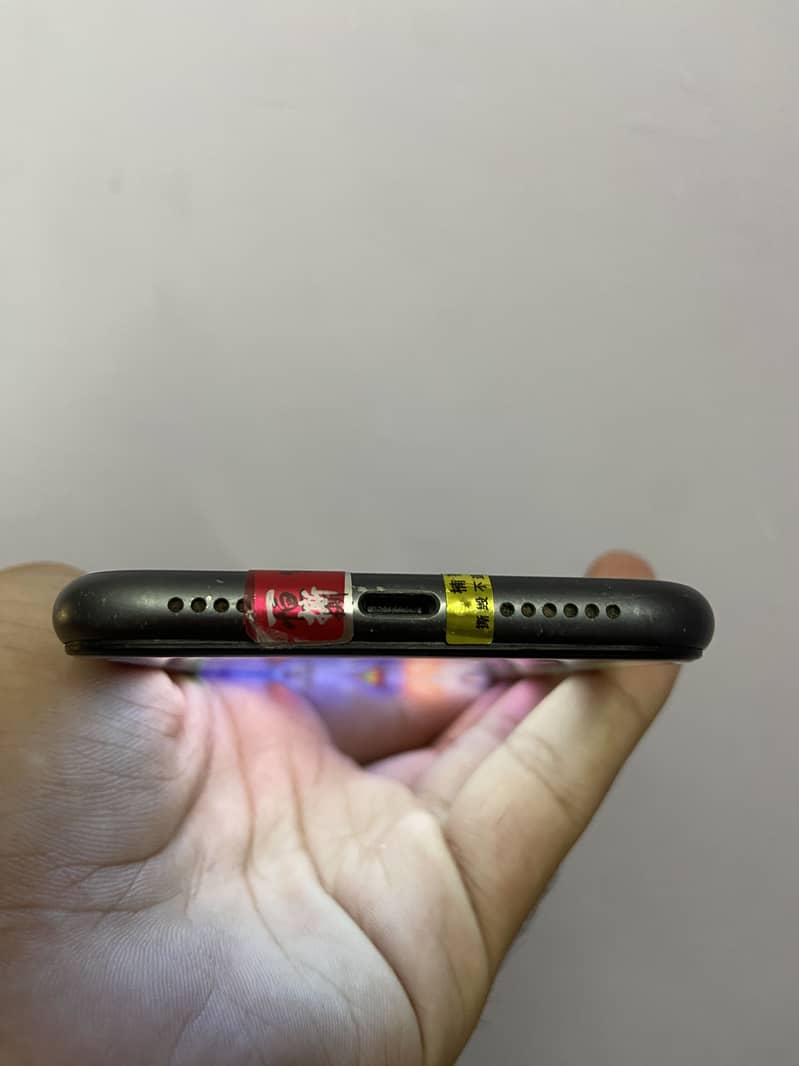 Apple iPhone 11 2