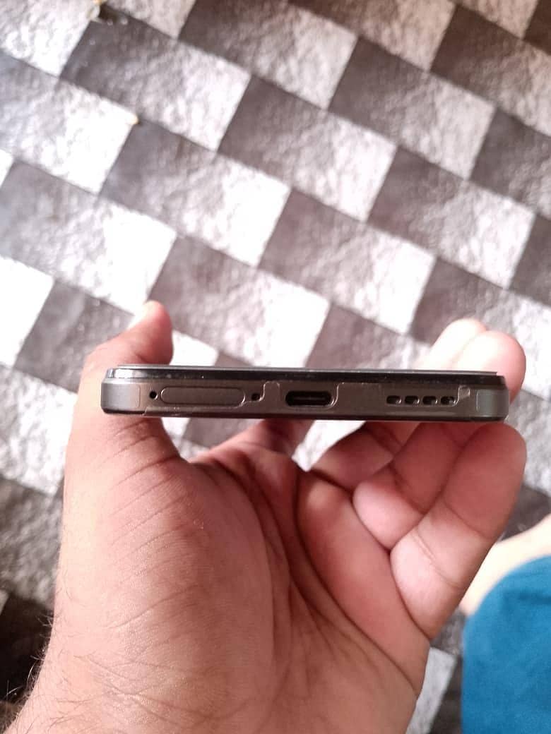 Realme C 85 2