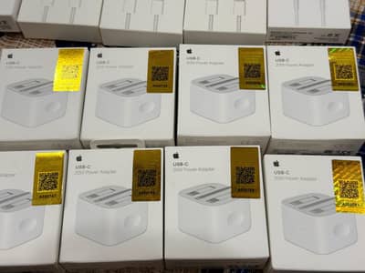 APPLE GENUINE ADAPTER — 100% ORIGINAL