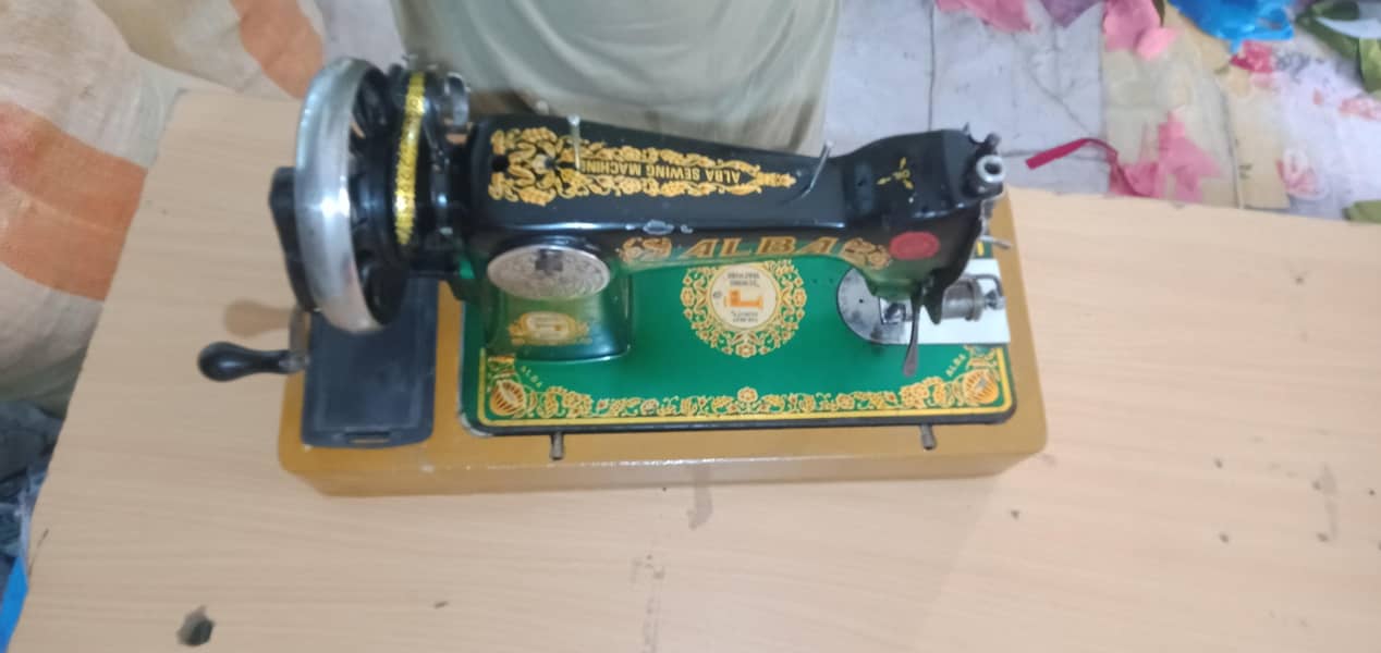 ALBA sewing machine 2