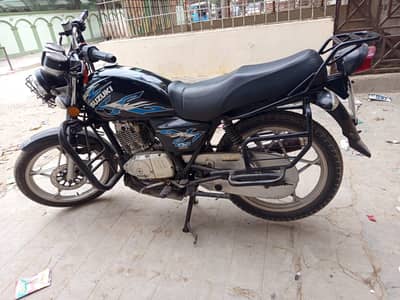 Suzuki GS 150 SE 2022 - Total Genuine