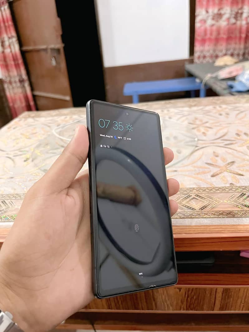 Google Pixel 7a 1
