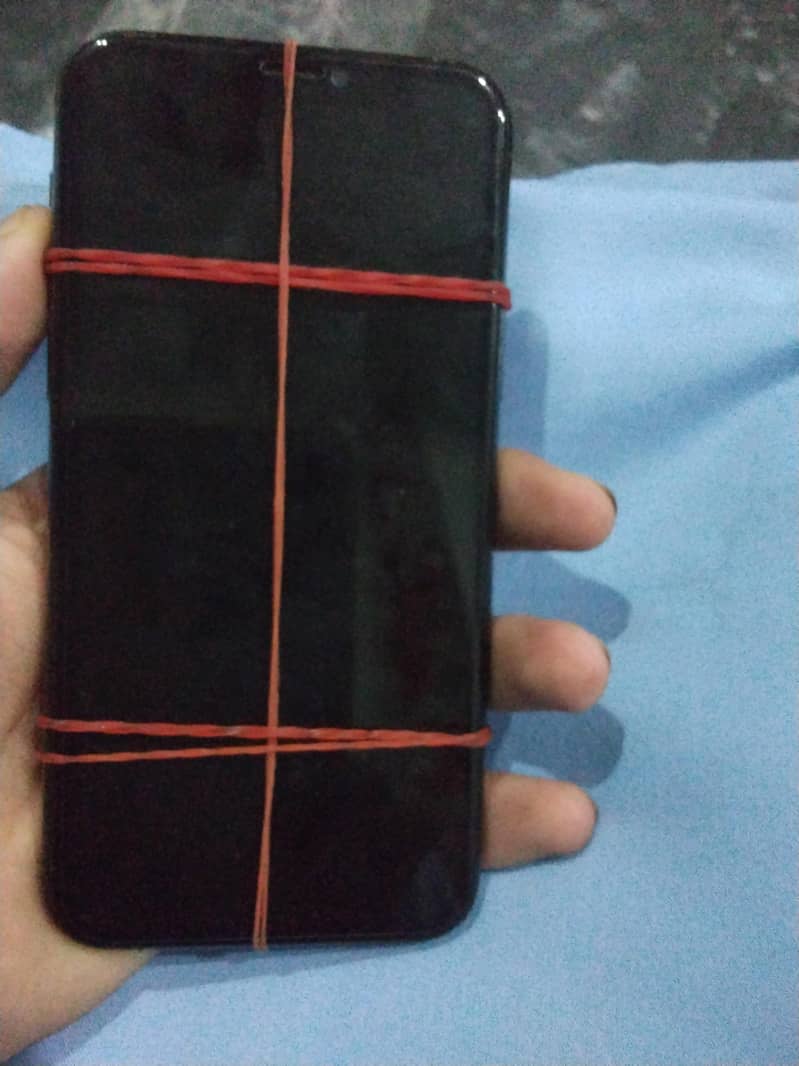 Apple iPhone 11 Pro 0