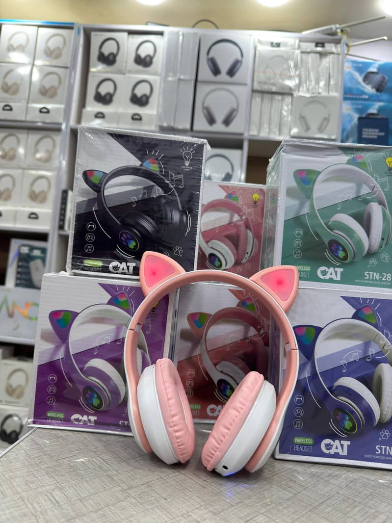 Bluetootooth/Wireless Bluetooth/Headphones 4