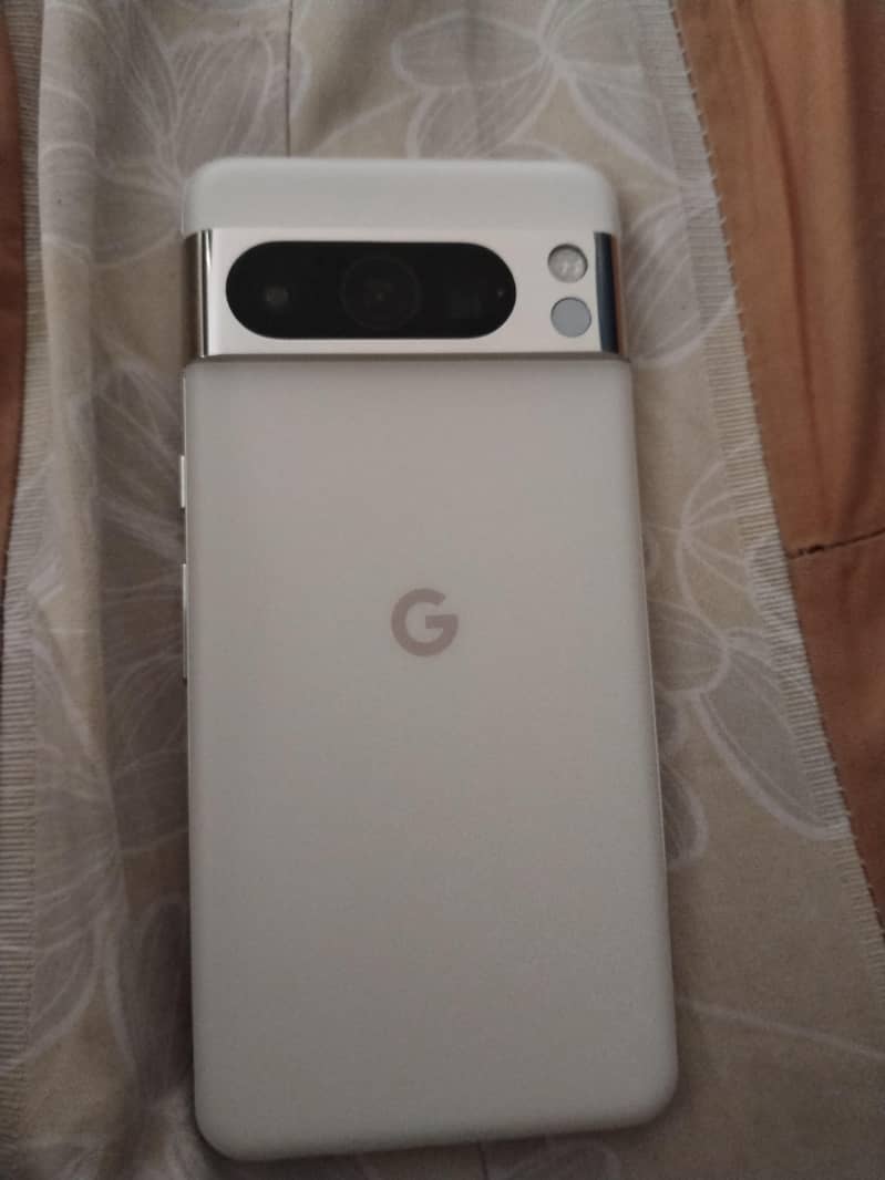 Google Pixel 8 Pro 1