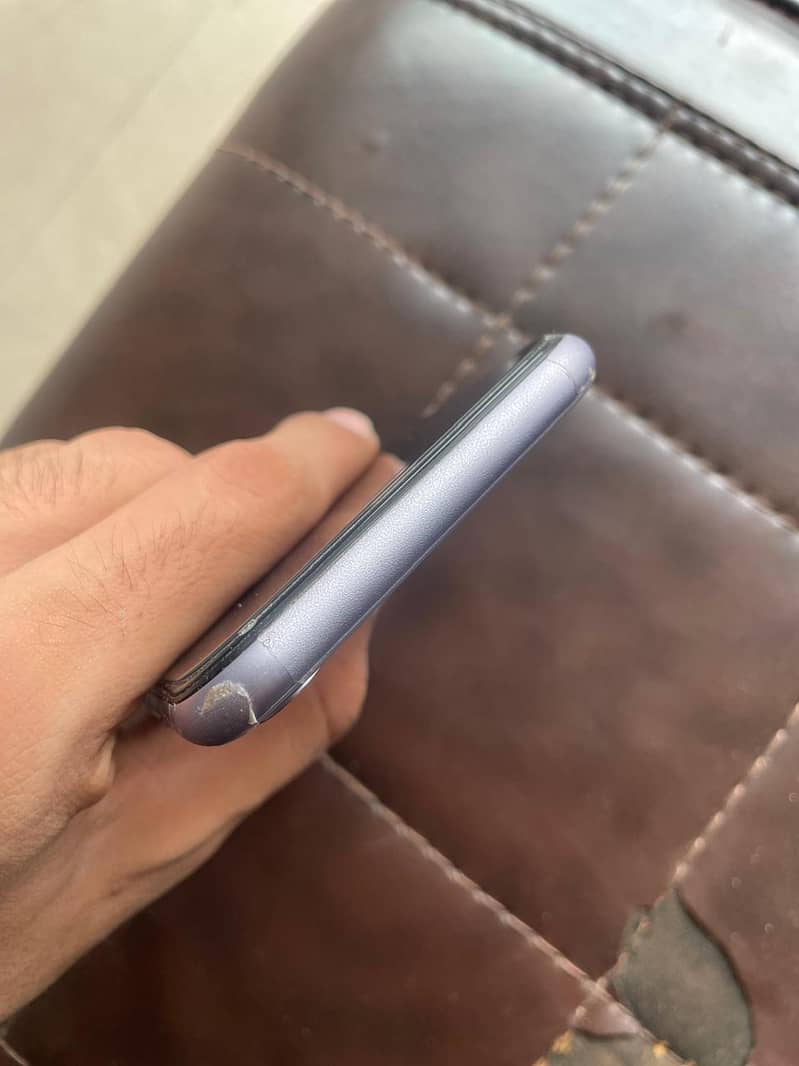 Apple iPhone 11 2