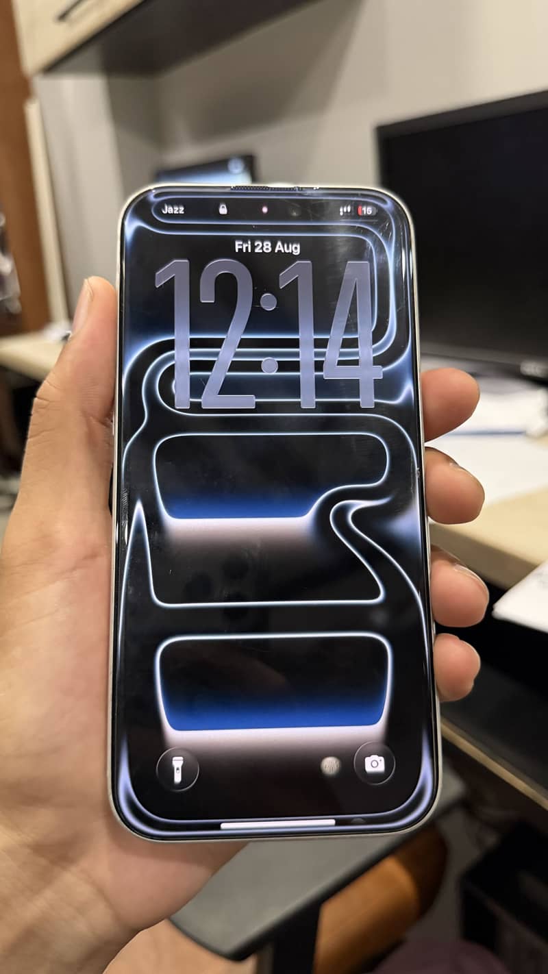 Apple iPhone 17 Pro Max 6