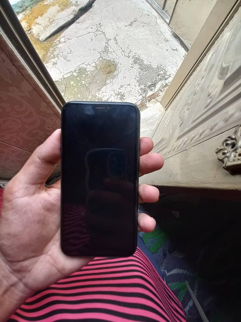 Apple iPhone 11 1