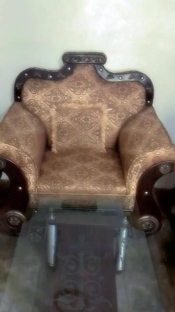 sofa set with table 1