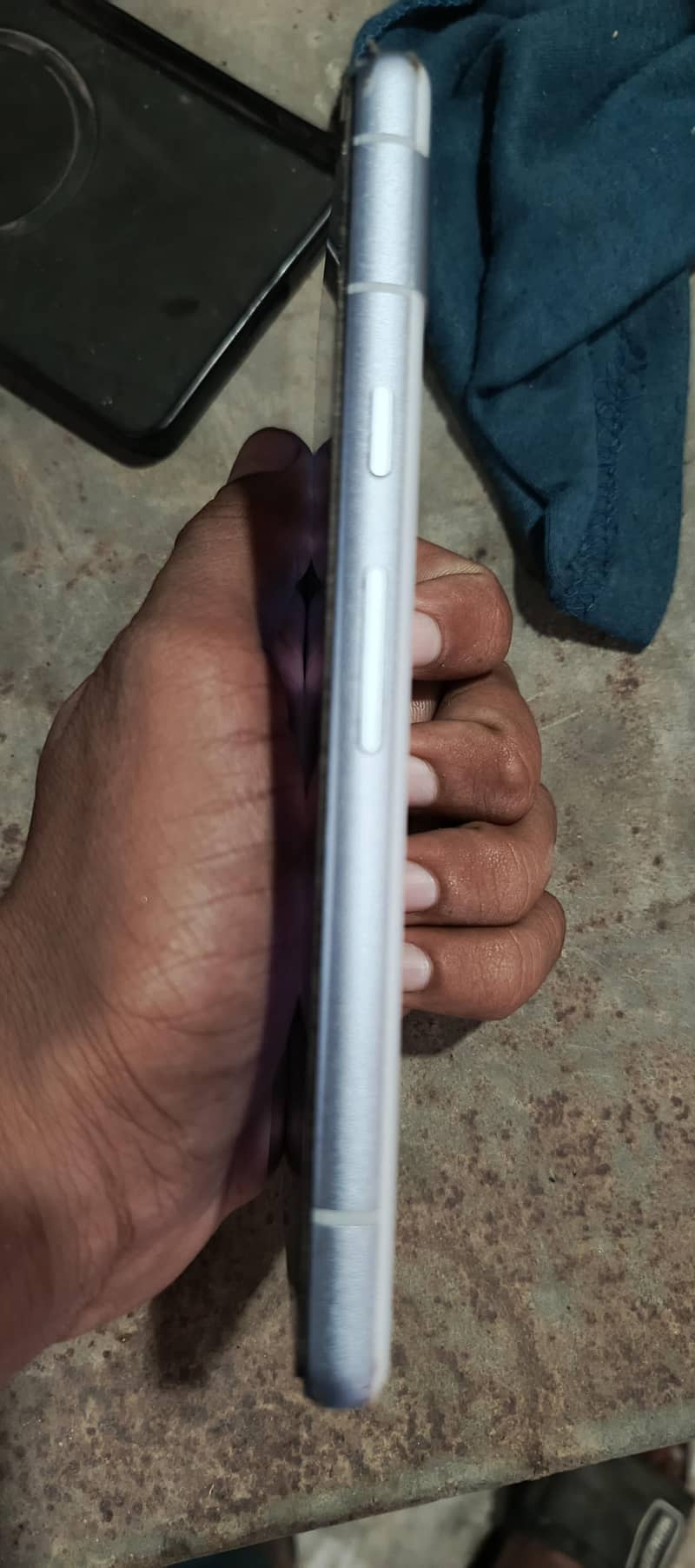Google Pixel 7A 2