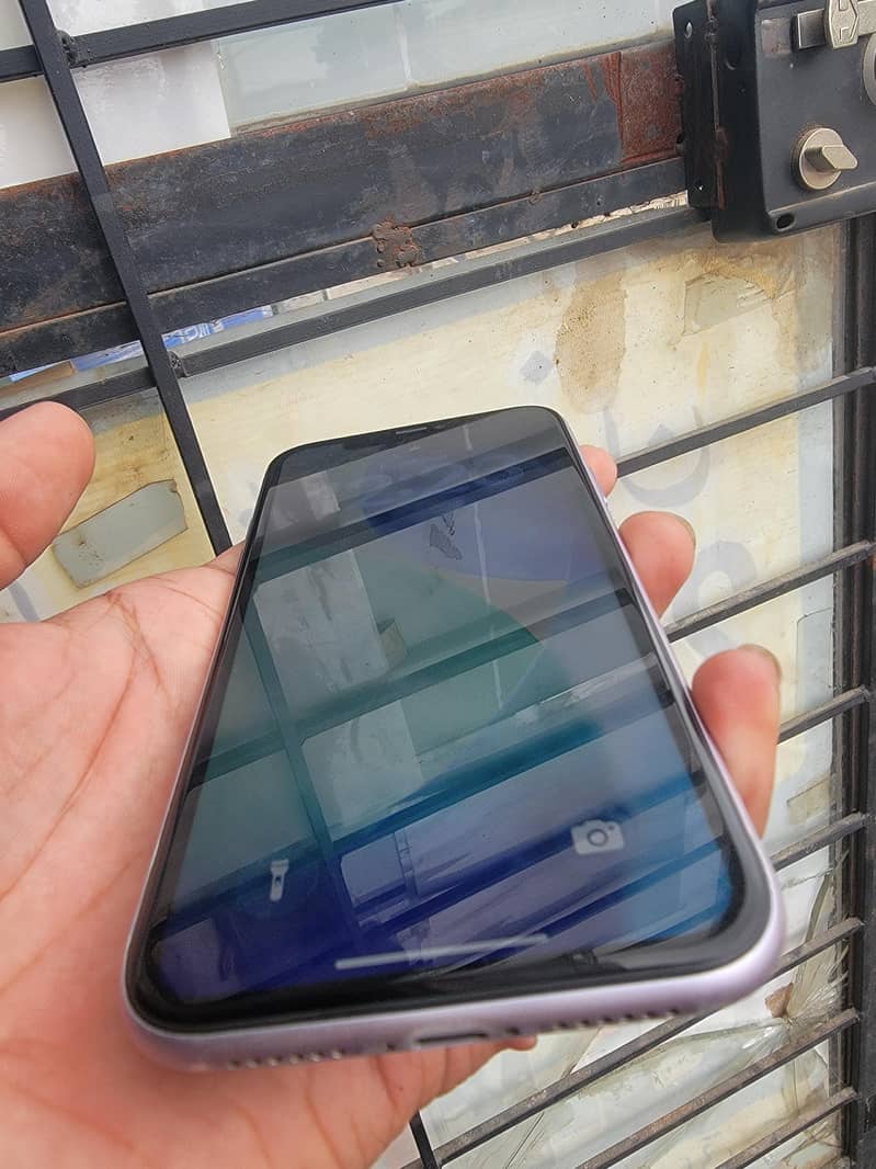 Apple iPhone 11 2