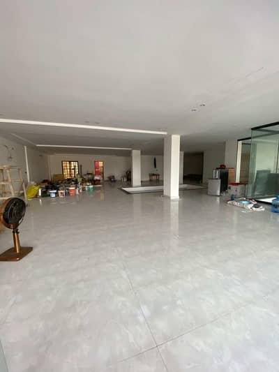 1 Canal Brand New First Entry Commercial Hall With Original Pictures Attached Available For Rent